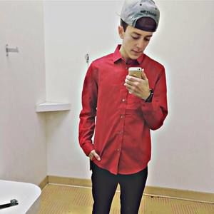 Meet your Posher, Dylan